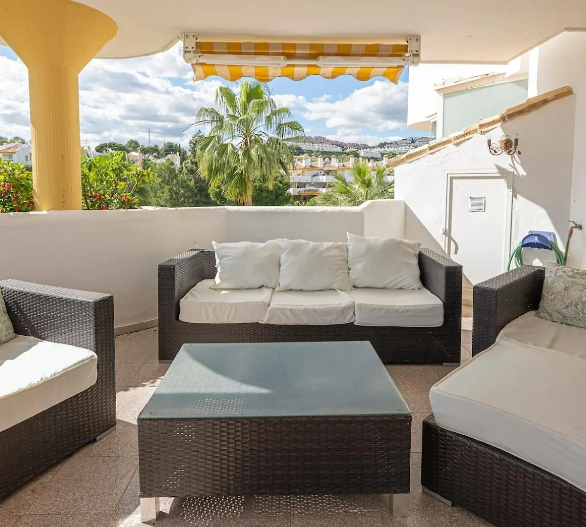 شقة Charming Andalusian Style Flat Pool, Golf And Parking Sitio de Calahonda